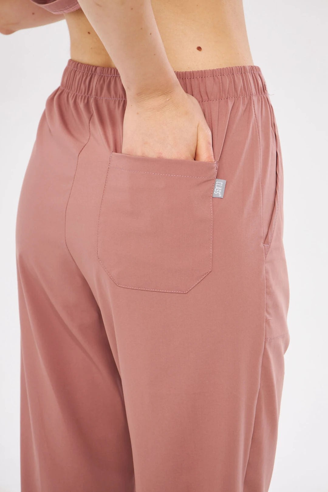 Klassisch - Dusty Rose Damen Lycra Uniform Set