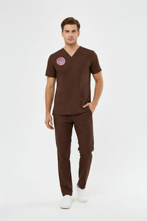Kahverengi Diğer Sağlık Meslek Mensupları Hastane Forması Likralı Scrubs Takım (Yeni Yönetmeliğe Uygun - Friar Brown) - Class Üniforma hemşire formaları, medikal önlükler