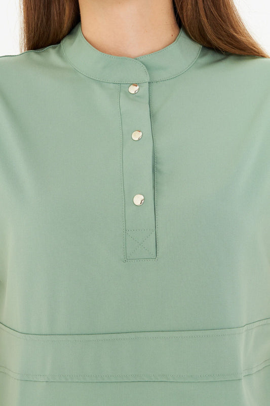 N O V A | Çağla Yeşili Likralı Hakim Yaka Yarım Çıtçıtlı Hemşire Ve Doktor Forması Scrubs