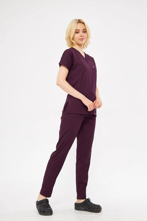 Classic - Koyu Mürdüm Kadın Likralı Üniforma Takımı - Class Üniforma hemşire formaları, medikal önlükler