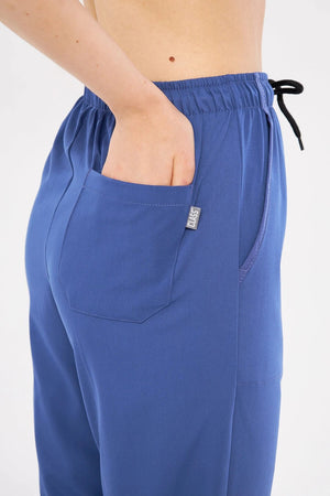 Classic - Fırtına Mavi Kadın Likralı Üniforma Takımı - Class Üniforma hemşire formaları, medikal önlükler