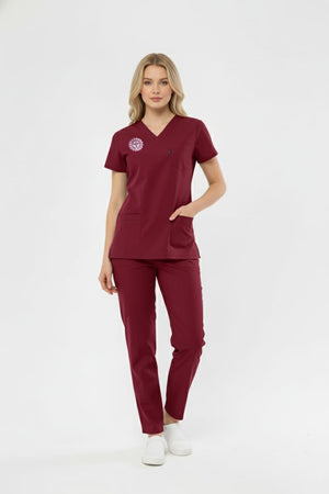 Bordo Lisans - Lisansüstü Hastane Forması Likralı Scrubs Takım(Yeni Yönetmeliğe Uygun - Biking Red) - Class Üniforma hemşire formaları, medikal önlükler