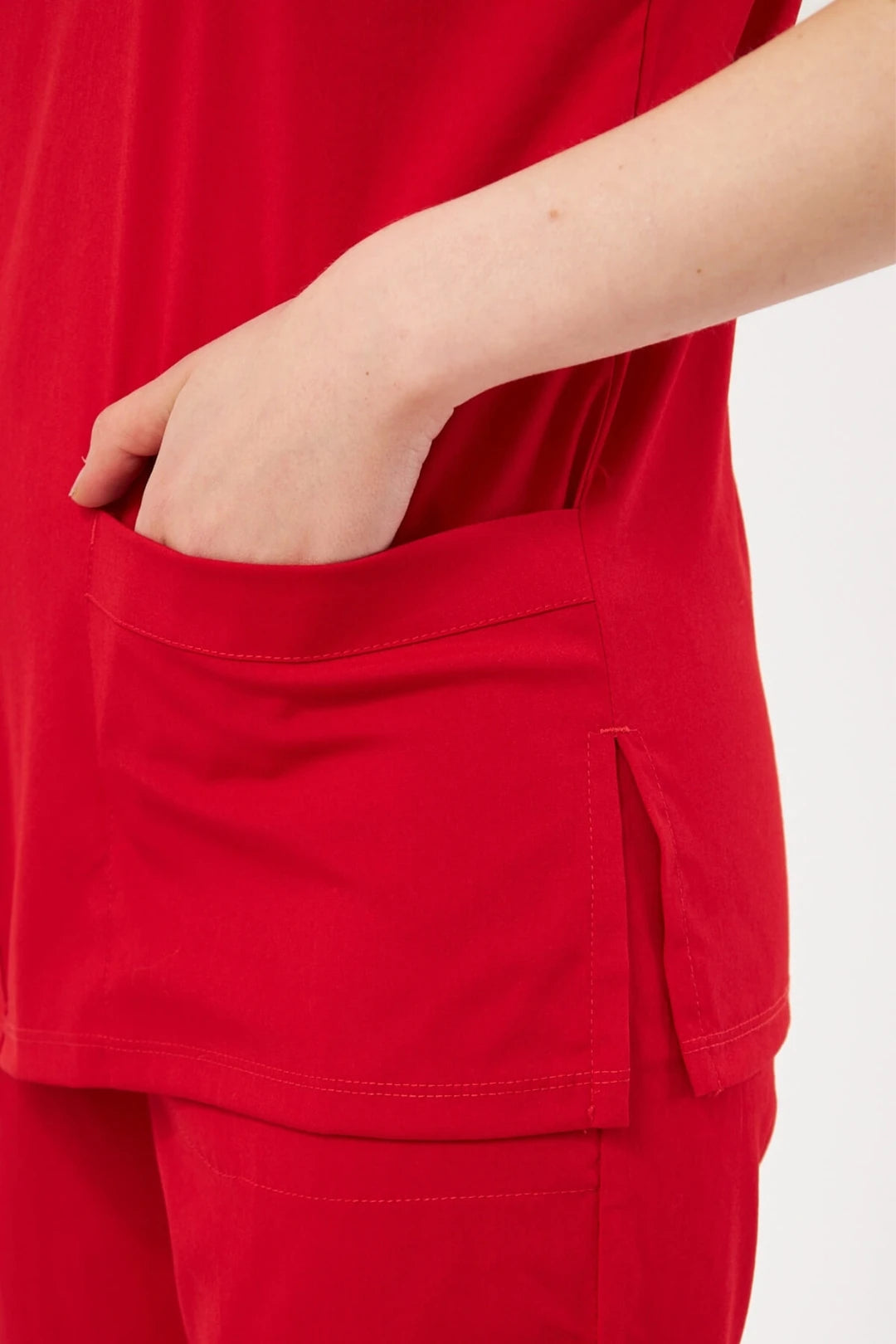 Classic Tek Üst  - Kırmızı Likralı Hemşire Forması Üstü