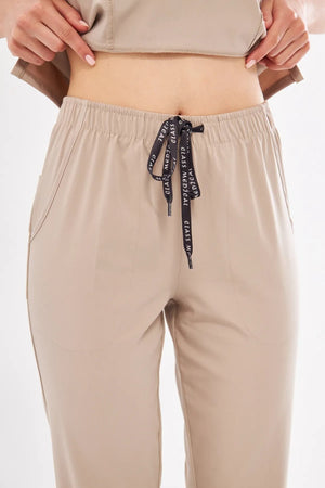 K I E V | Kum Beji Lüks Likralı Hemşire Üniforması - Class Üniforma hemşire formaları, medikal önlükler