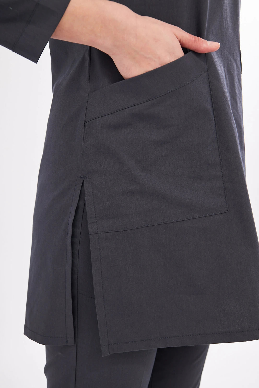 Tesettür - Antrasit Likralı Hemşire Üniforma Takımı