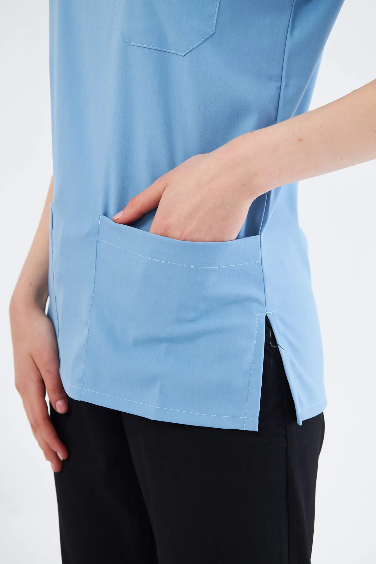 Classic Tek Üst - Bebe Mavisi Likralı Hemşire Forması Üstü