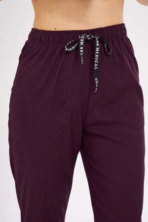 Classic - Koyu Mürdüm Kadın Likralı Üniforma Takımı - Class Üniforma hemşire formaları, medikal önlükler