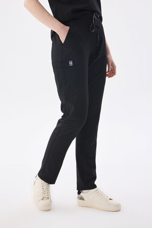 Polo Yaka Siyah Kadın Medikal Üniforma Scrubs Takımı - Class Üniforma hemşire formaları, medikal önlükler