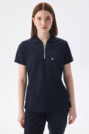 Polo Yaka Lacivert Kadın Medikal Üniforma Scrubs Takımı - Class Üniforma hemşire formaları, medikal önlükler