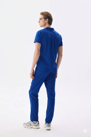 Erkek Polo Arma Hediyeli Saks Mavisi Temizlik Personeli Likralı Scrubs Takım (Yeni Yönetmeliğe Uygun - Dazzling Blue) - Class ÜniformaMedikal Scrubs