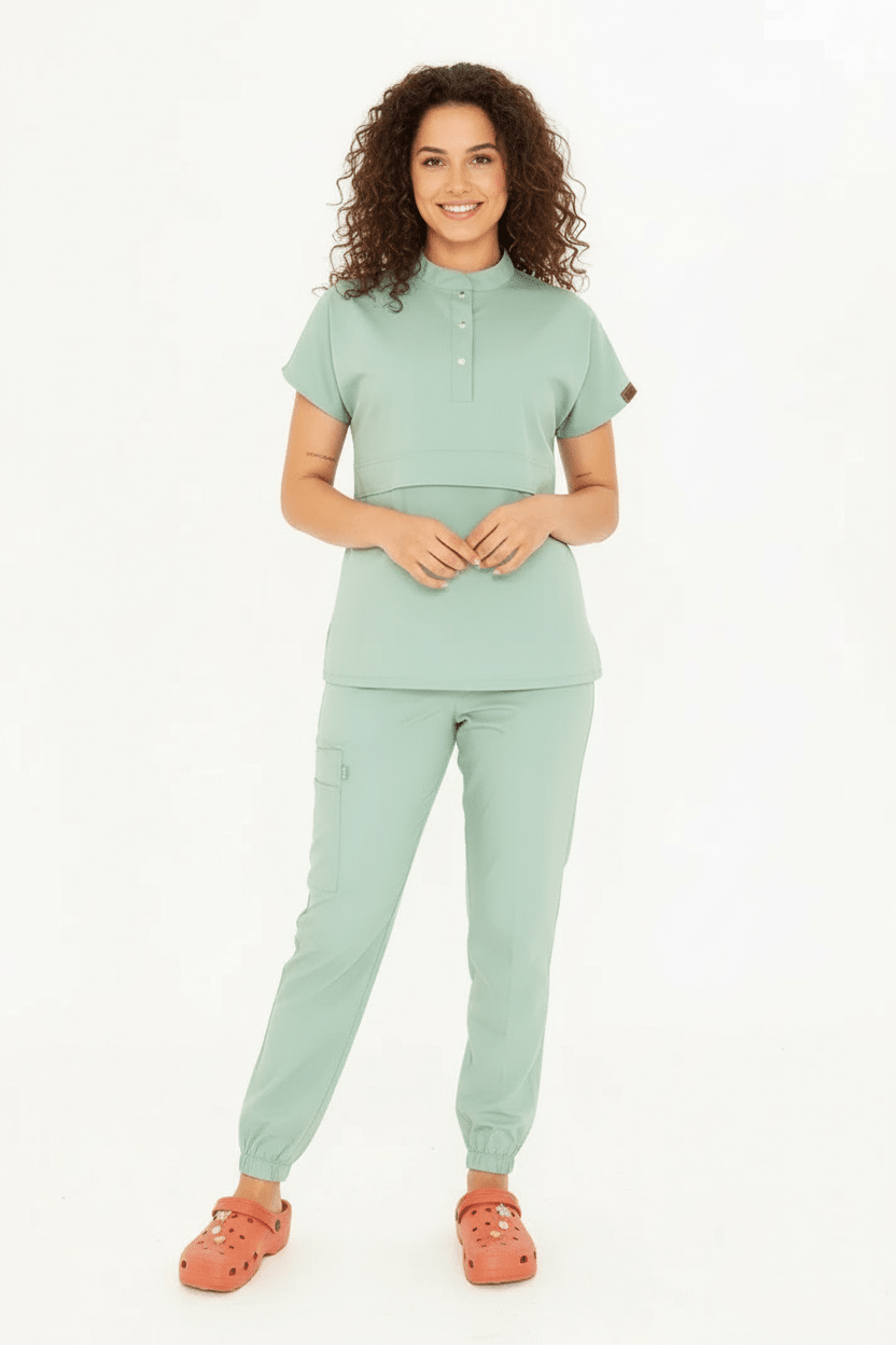 N O V A | Çağla Yeşili LASTİKLİ PAÇA Likralı Hakim Yaka Yarım Çıtçıtlı Hemşire Ve Doktor Forması Scrubs - Class Üniforma hemşire formaları, medikal önlükler