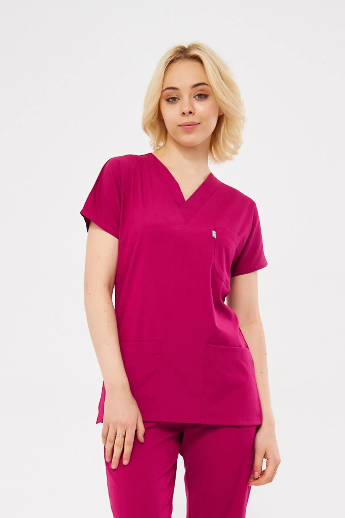 Classic Tek Üst - Vişne Likralı Hemşire Forması