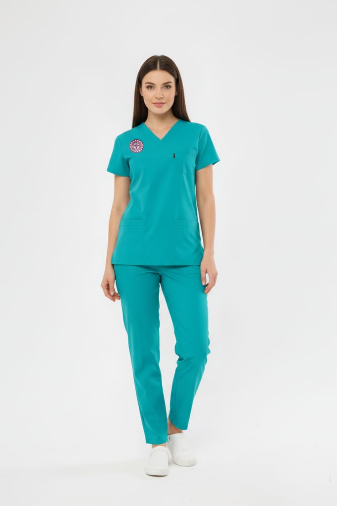 Class Üniforma Turkuaz Aile Sağlığı Çalışan Forması Likralı Scrubs Kadın (Yeni Yönetmeliğe Uygun - Bermuda)