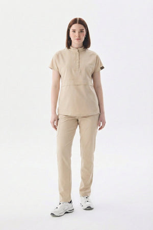 N O V A | Bej Düz Paça Pantolon Premium Likralı Üniforma Takımı - Class Üniforma hemşire formaları, medikal önlükler