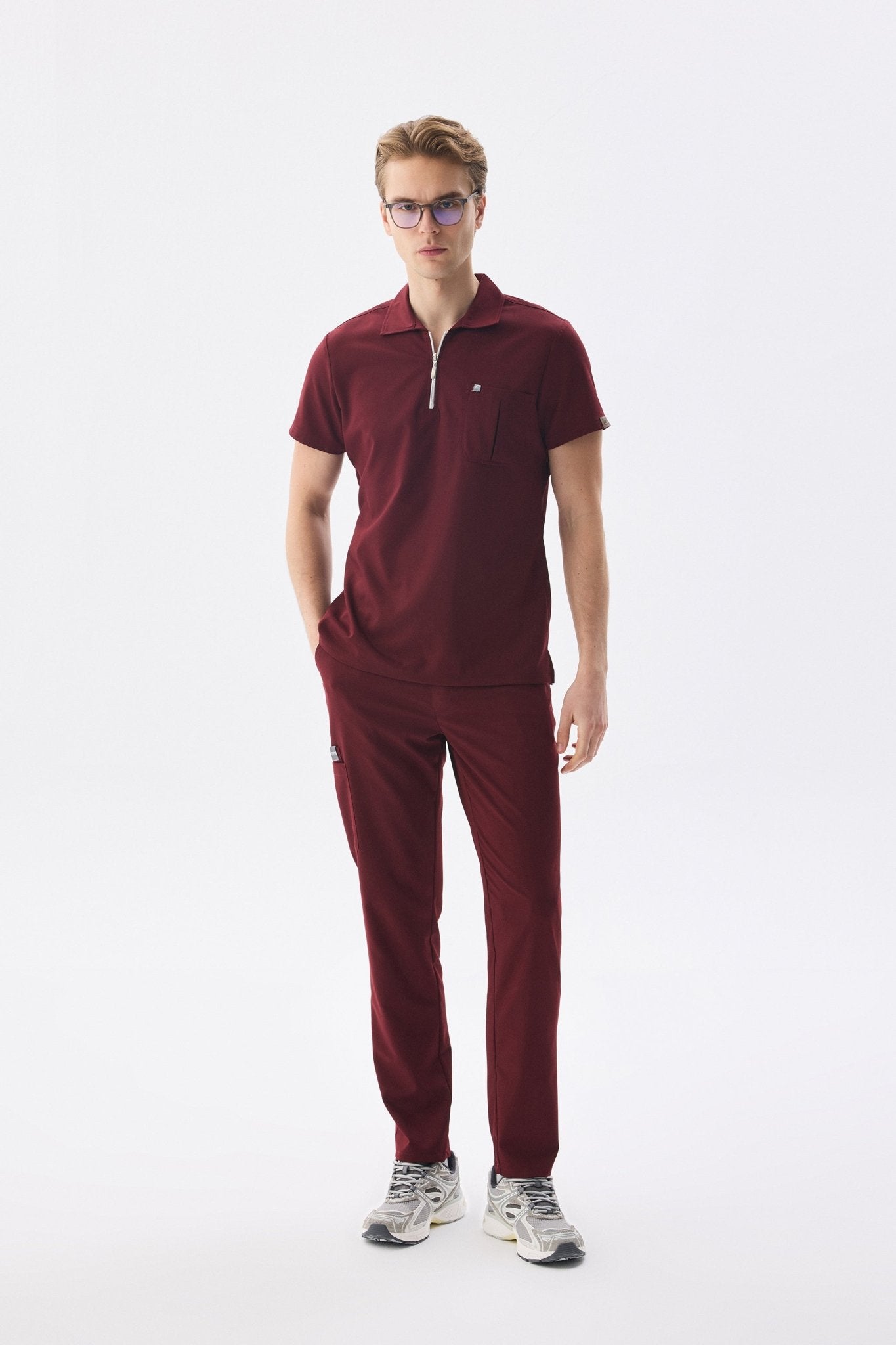 Erkek Polo Yaka Medikal Üniforma Takım Bordo Likralı Doktor Hemşire Forması - Class Üniforma hemşire formaları, medikal önlükler