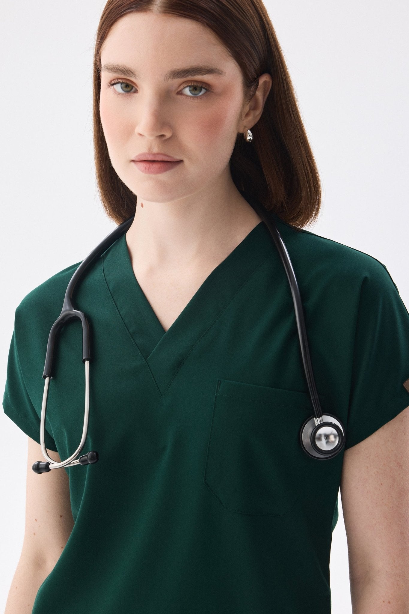 Classic Tek Üst - Avcı Yeşili Kadın Likralı Hemşire Forması Üstü - Class Üniforma hemşire formaları, medikal önlükler