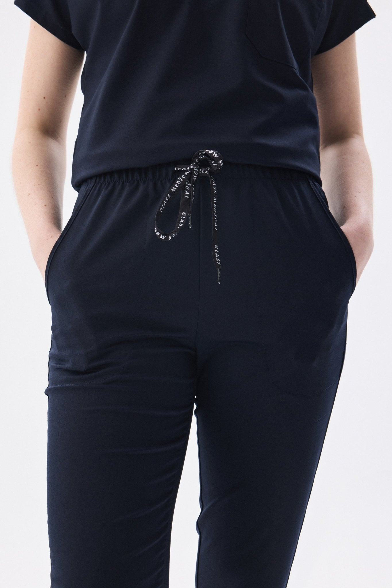 Classic - Lacivert Kadın Likralı Üniforma Takımı - Class Üniforma hemşire formaları, medikal önlükler