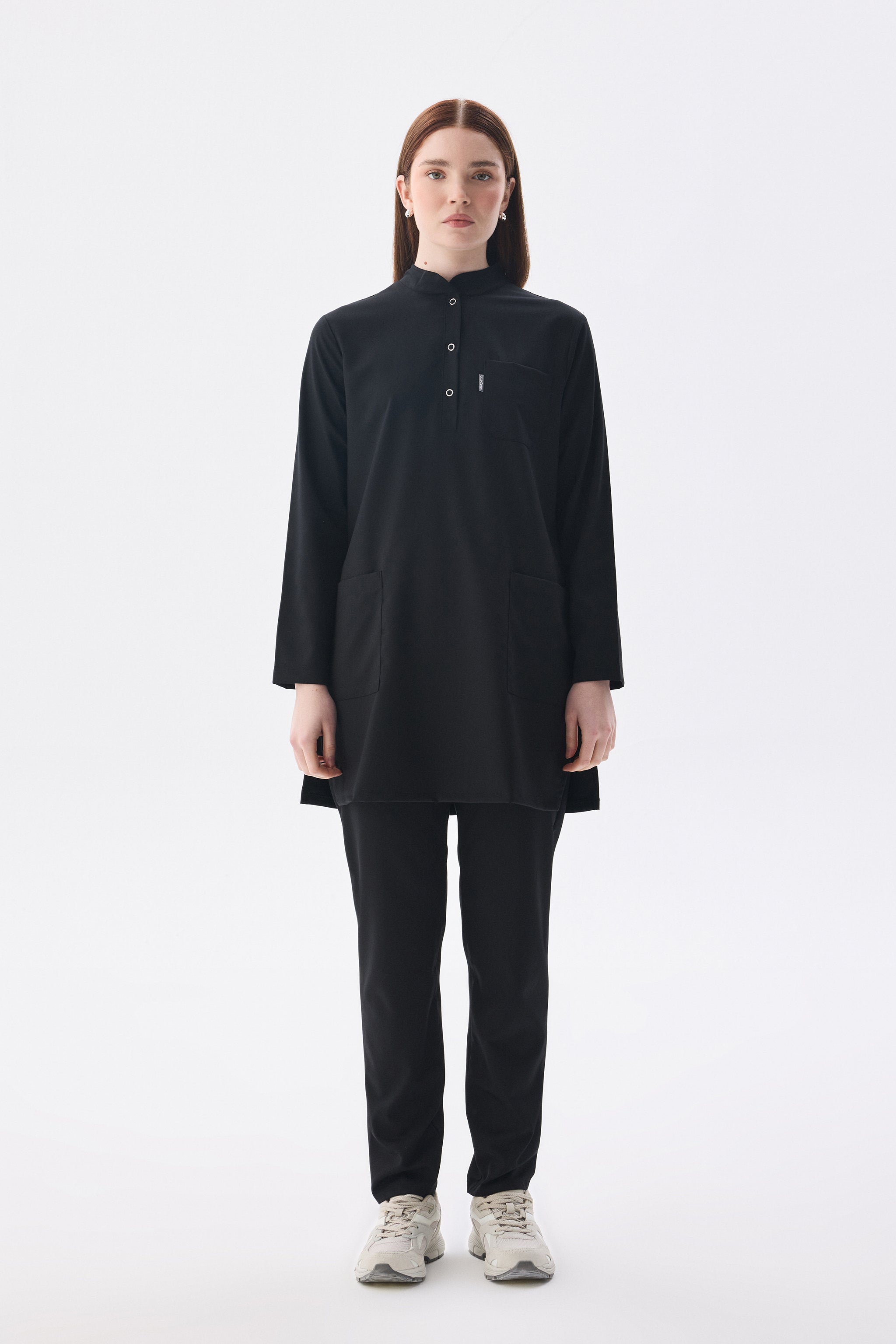 Hijab – Schwarzes Lycra-Krankenschwesteruniform-Set