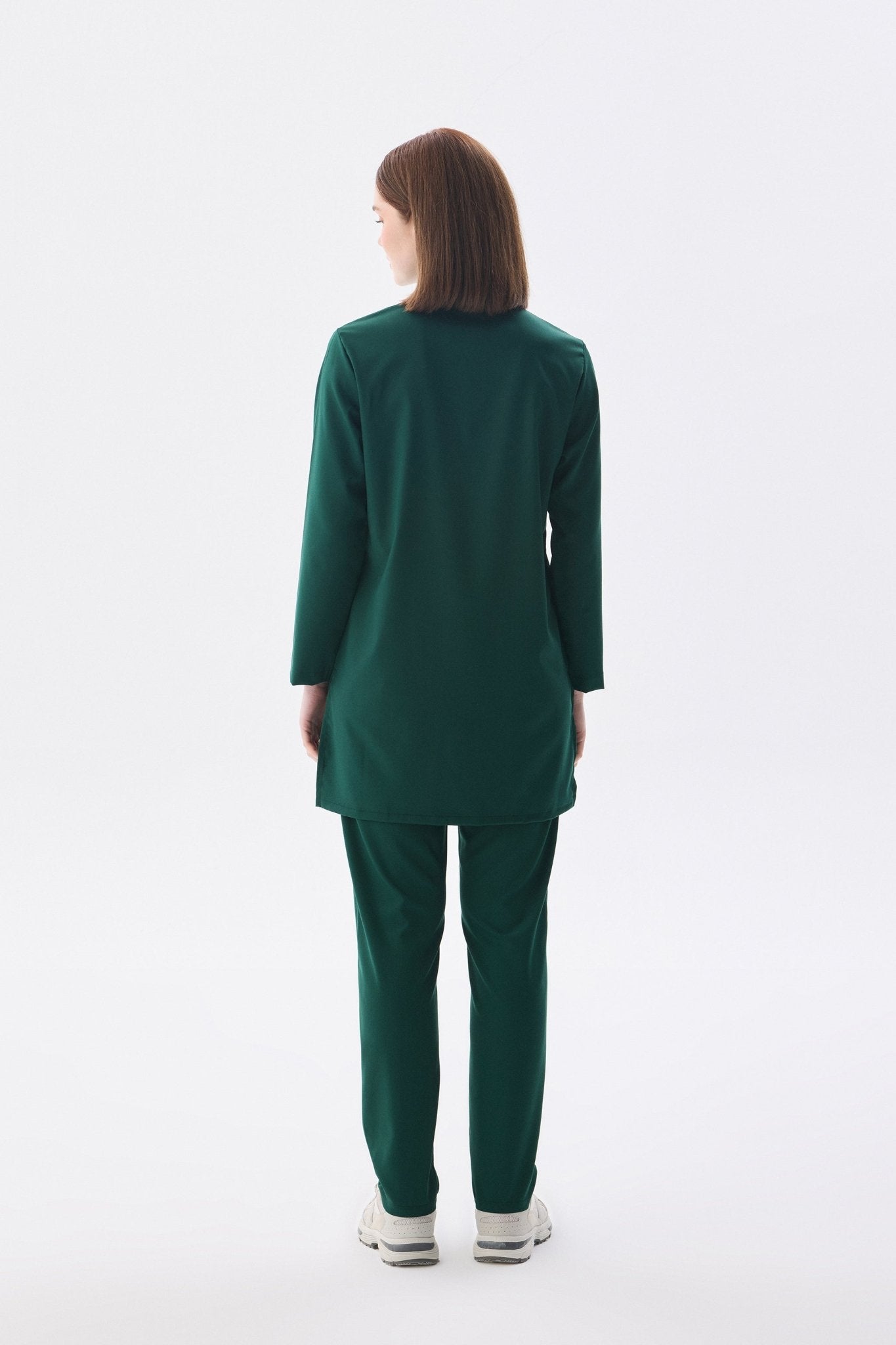 Tesettür Avcı Yeşil Tek Üst Likralı Kadın Medikal Üniforma Doktor Ve Hemşire Forması Cerrahi - Class Üniforma hemşire formaları, medikal önlükler