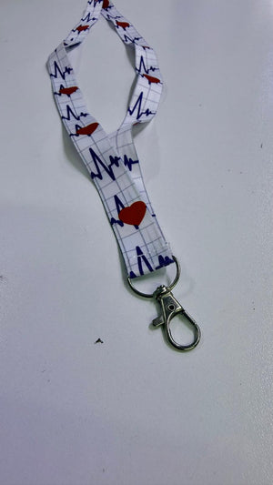 Boyun İpi |Kalp Ritmi Desenli Sağlık ve Kurumsal Kullanım - Class Üniforma hemşire formaları, medikal önlükler