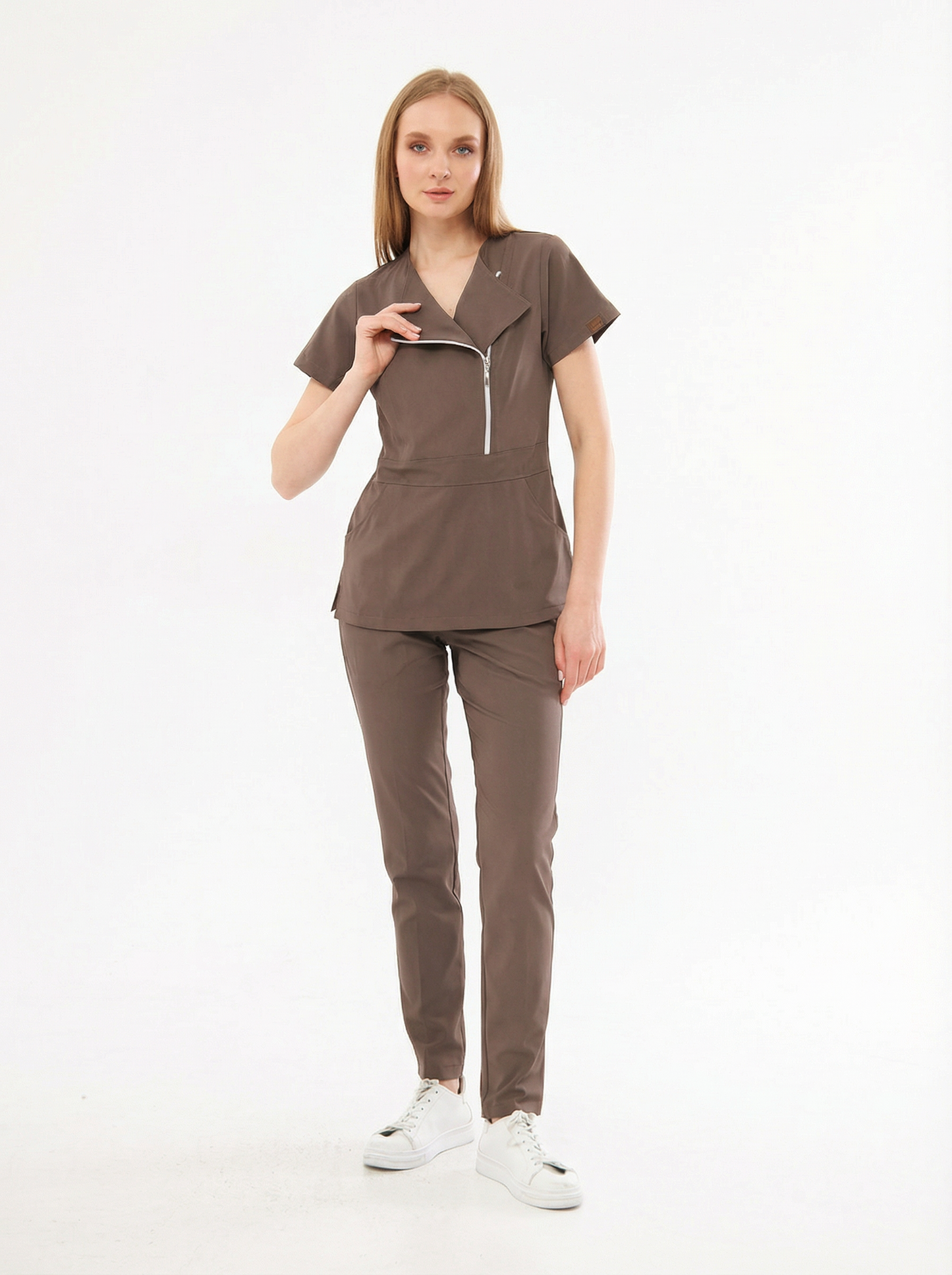 K I E V | Kahverengi Lüks Likralı Hemşire Üniforması