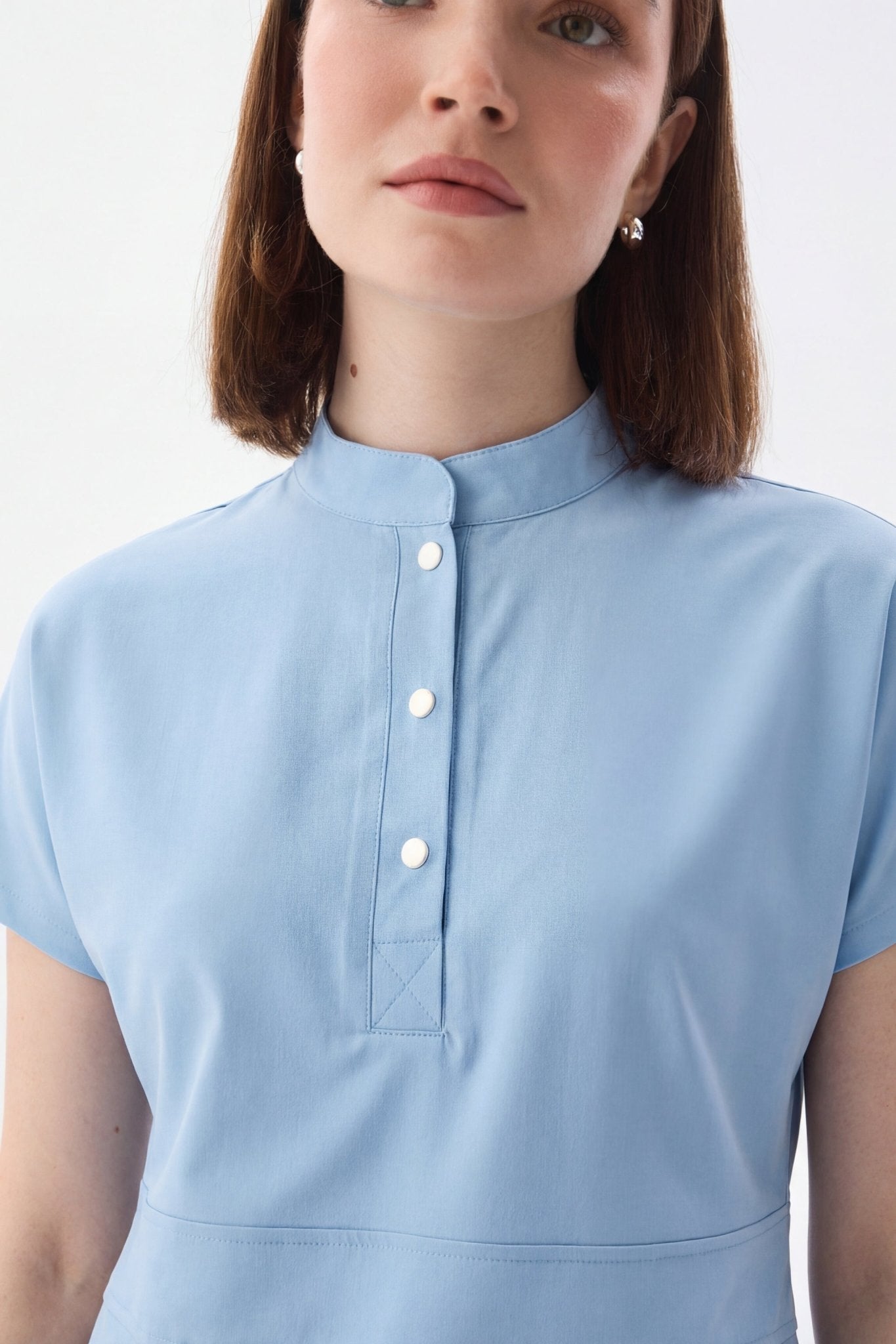 N O V A | Bebe Mavisi Kadın Likralı Hakim Yaka Yarım Pat Çıtçıtlı Hemşire Ve Doktor Forması Scrubs - Class Üniforma hemşire formaları, medikal önlükler