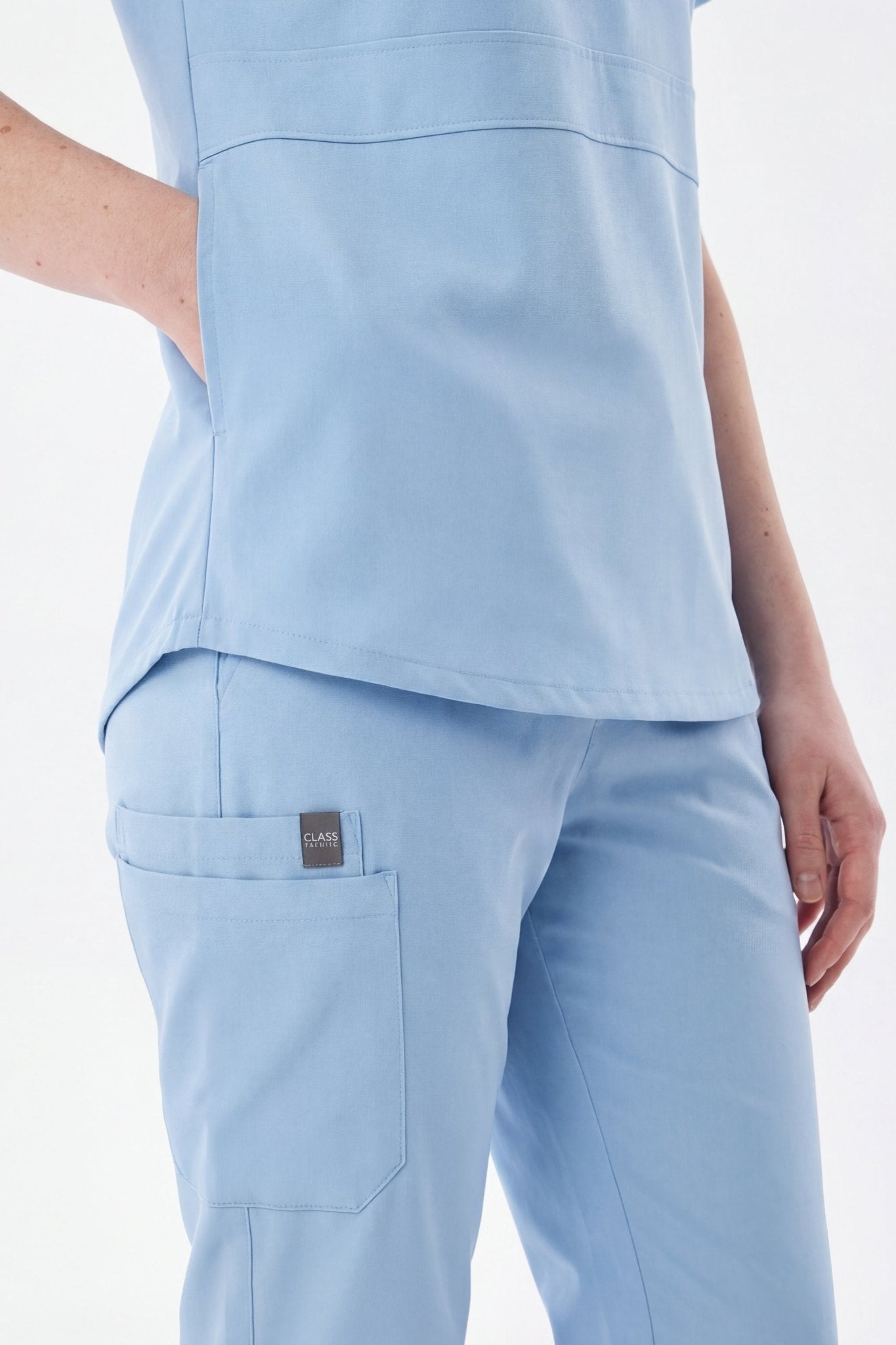 N O V A | Bebe Mavisi Kadın Likralı Hakim Yaka Yarım Pat Çıtçıtlı Hemşire Ve Doktor Forması Scrubs - Class Üniforma hemşire formaları, medikal önlükler