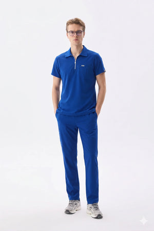Erkek Polo Arma Hediyeli Saks Mavisi Temizlik Personeli Likralı Scrubs Takım (Yeni Yönetmeliğe Uygun - Dazzling Blue) - Class ÜniformaMedikal Scrubs